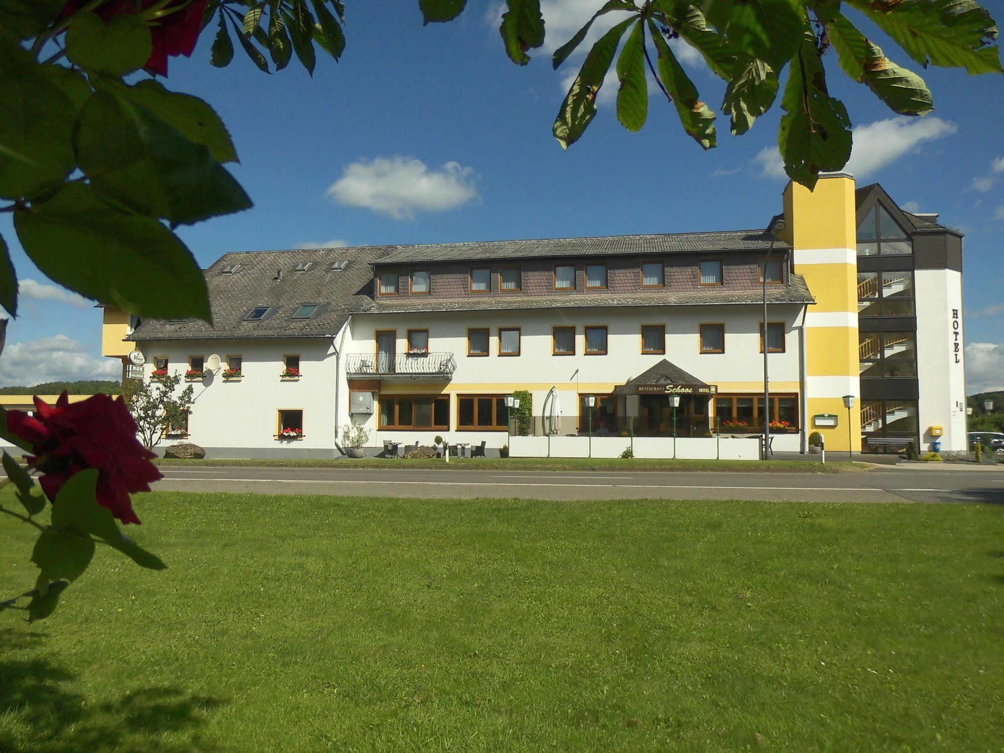 Hotel Schoos Fleringen Exteriör bild