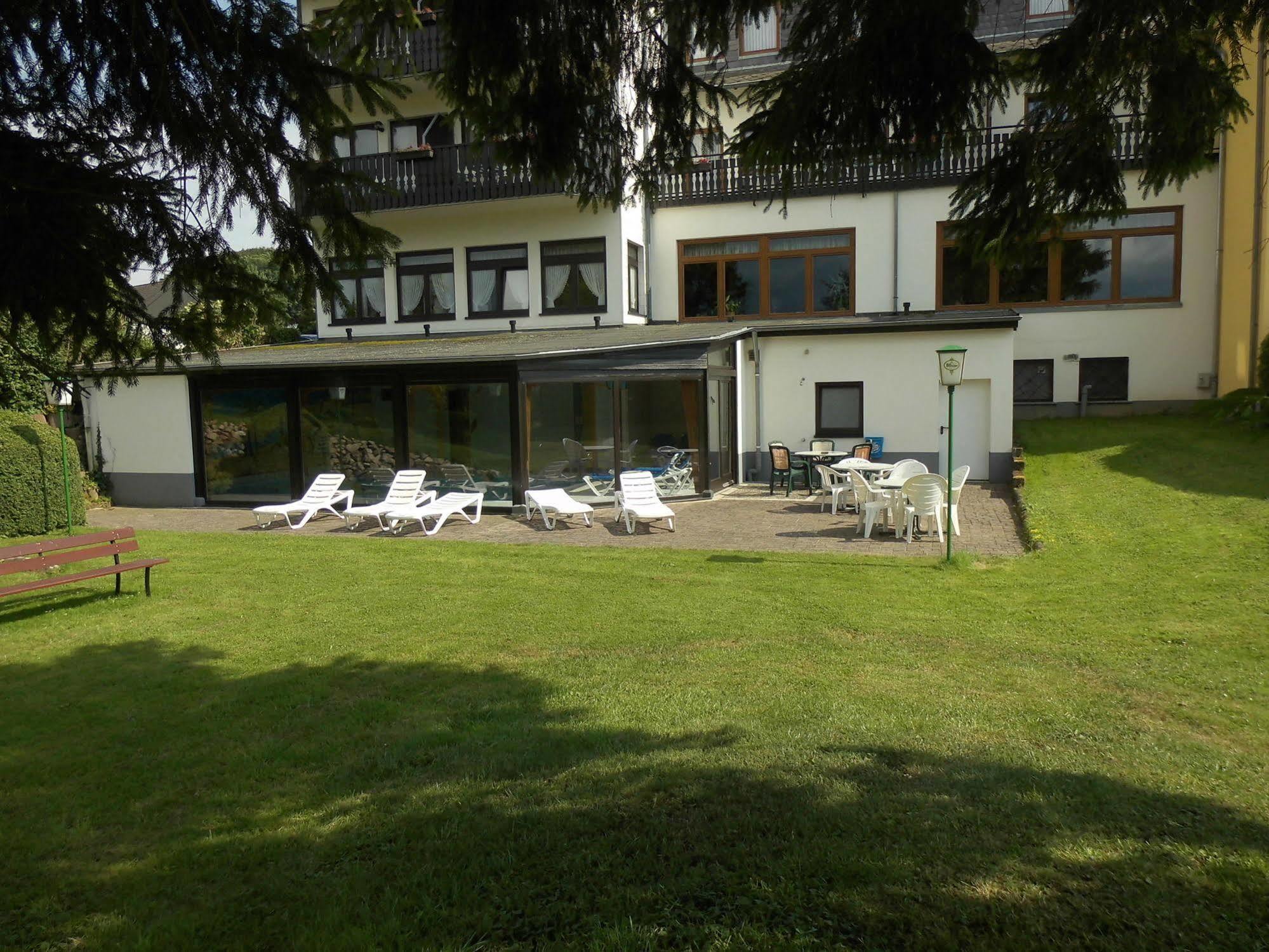 Hotel Schoos Fleringen Exteriör bild