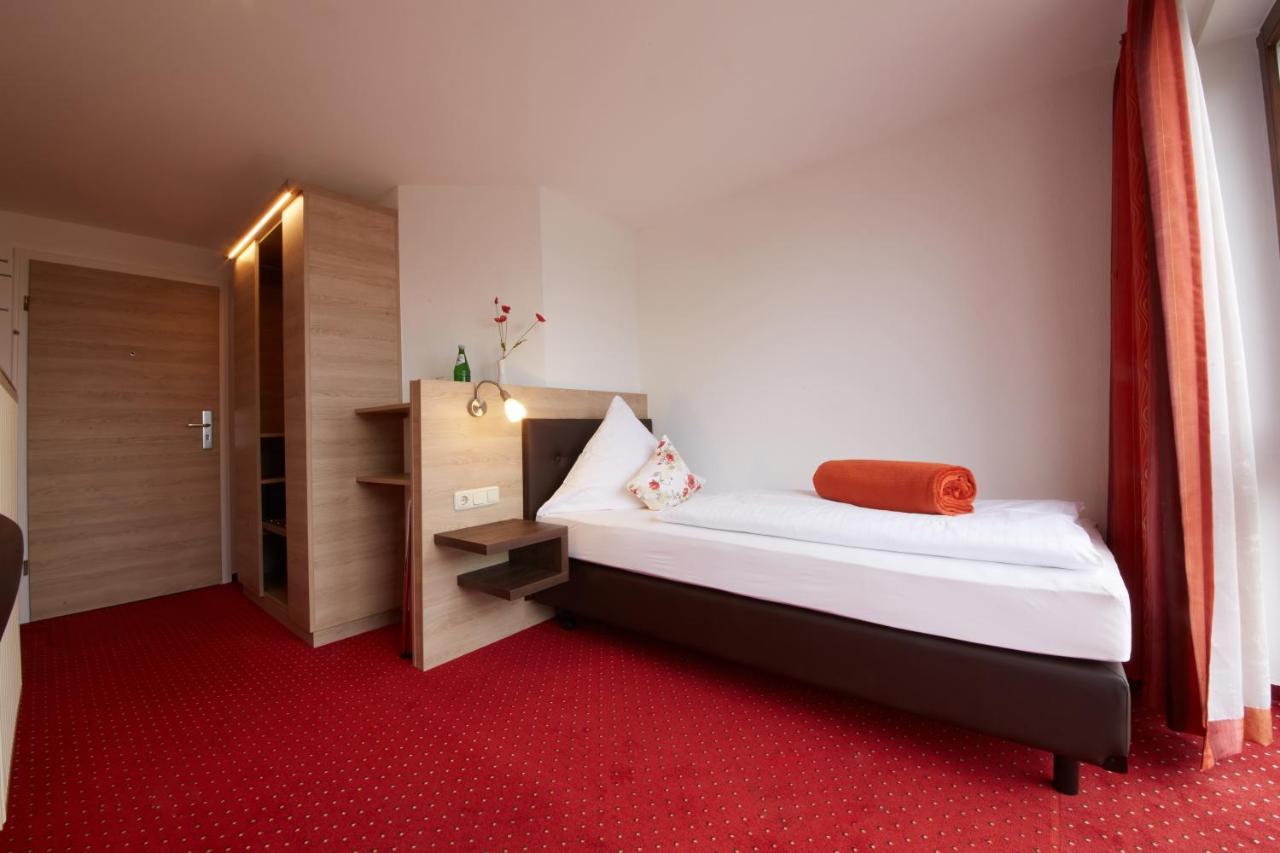 Hotel Schoos Fleringen Exteriör bild